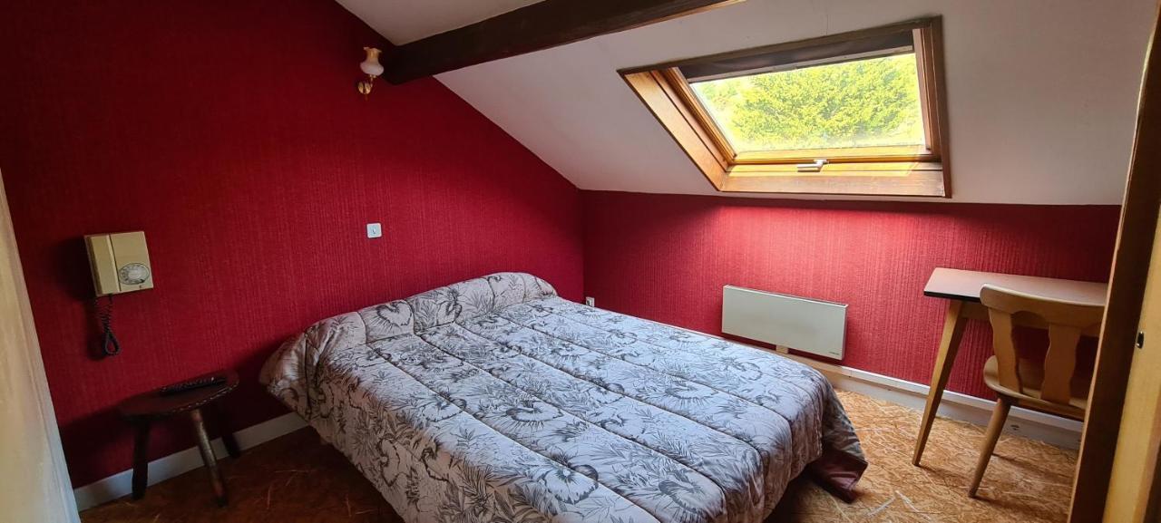 Garabit Hotel Anglards-de-Saint-Flour Kültér fotó