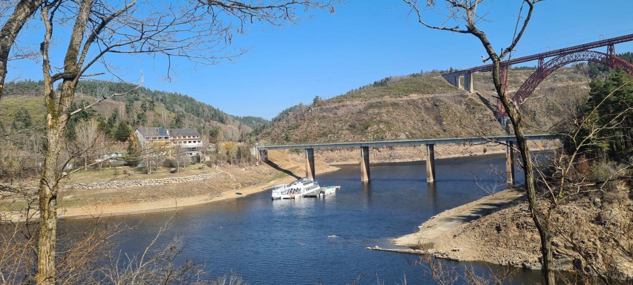 Garabit Hotel Anglards-de-Saint-Flour Kültér fotó