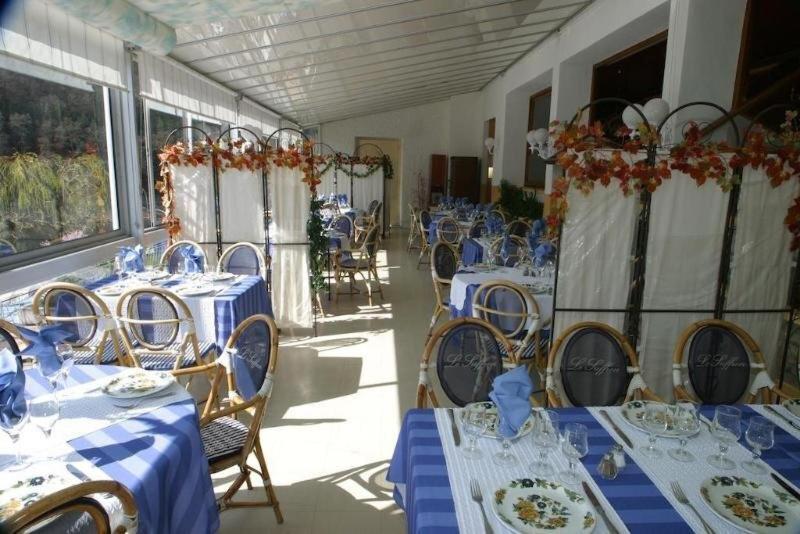 Garabit Hotel Anglards-de-Saint-Flour Kültér fotó