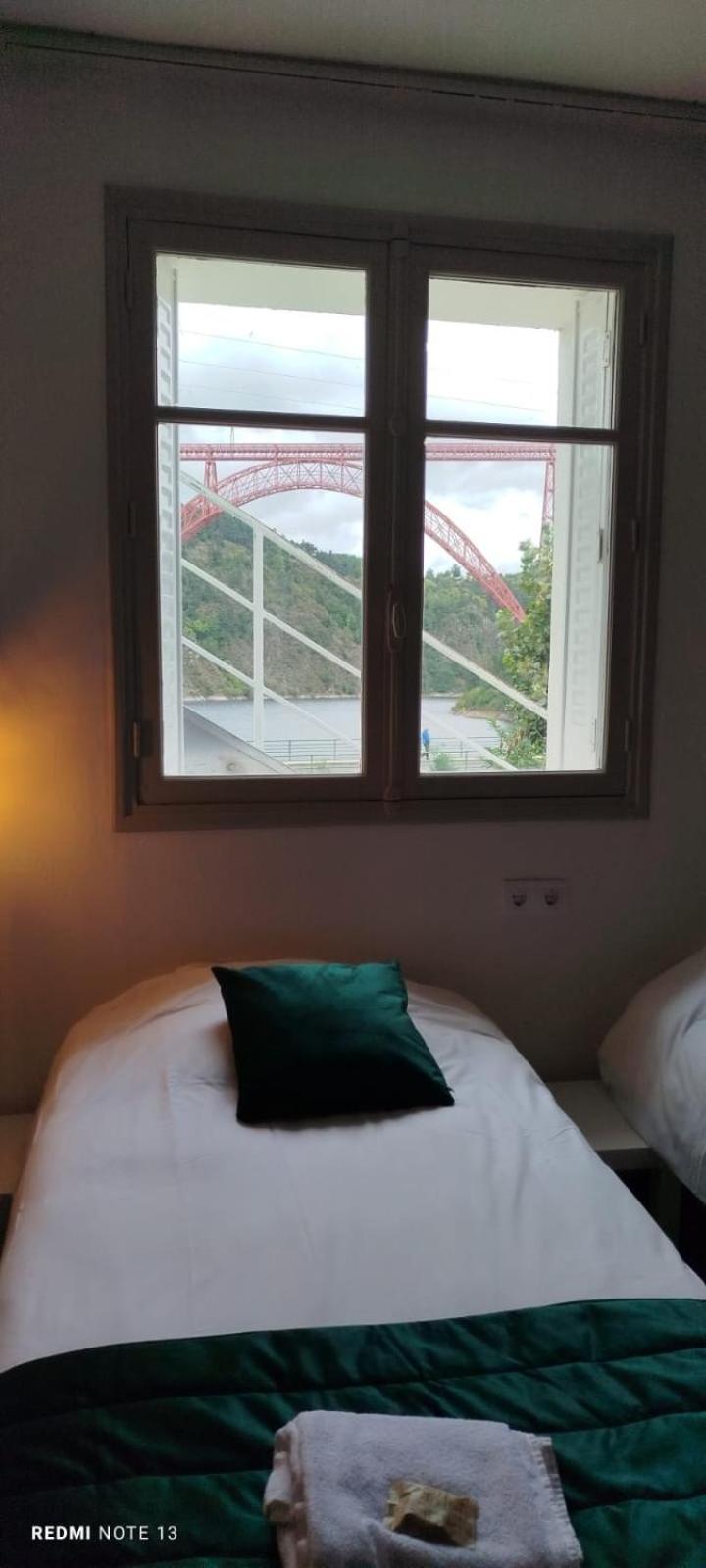 Garabit Hotel Anglards-de-Saint-Flour Kültér fotó