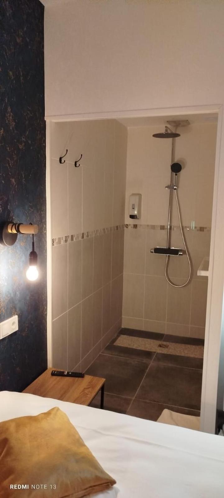 Garabit Hotel Anglards-de-Saint-Flour Kültér fotó