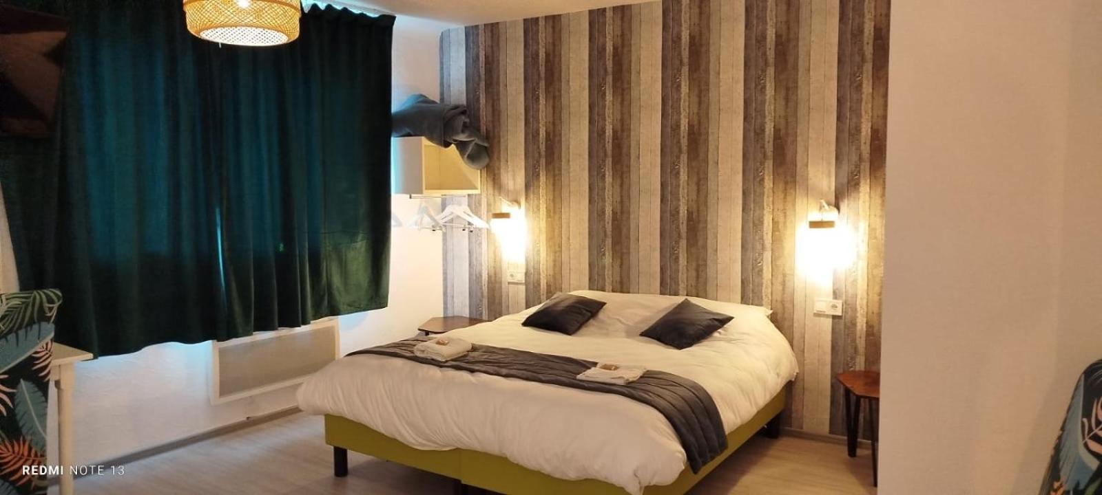 Garabit Hotel Anglards-de-Saint-Flour Kültér fotó