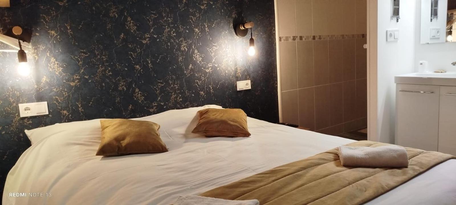 Garabit Hotel Anglards-de-Saint-Flour Kültér fotó
